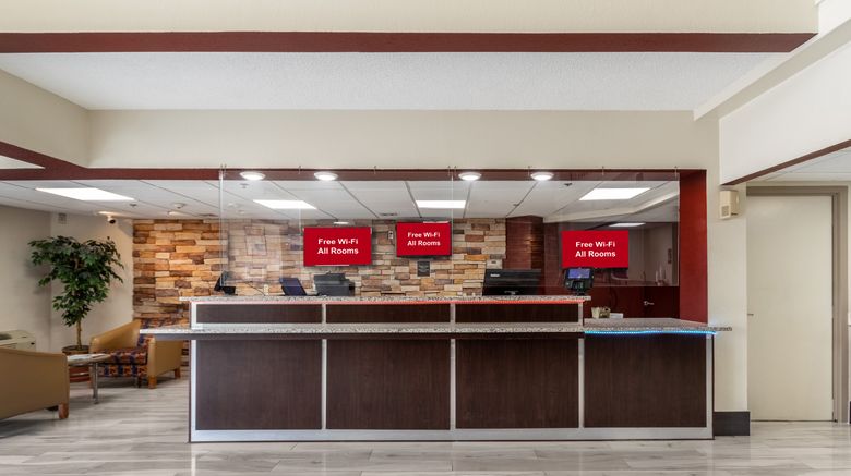<b>Red Roof Inn El Paso West Lobby</b>. Images powered by <a href="https://www.leonardoworldwide.com/" title="Leonardo Worldwide" target="_blank">Leonardo</a>.