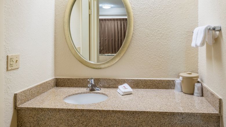 <b>Red Roof Inn Harrisburg - Hershey Room</b>. Images powered by <a href="https://www.leonardoworldwide.com/" title="Leonardo Worldwide" target="_blank">Leonardo</a>.