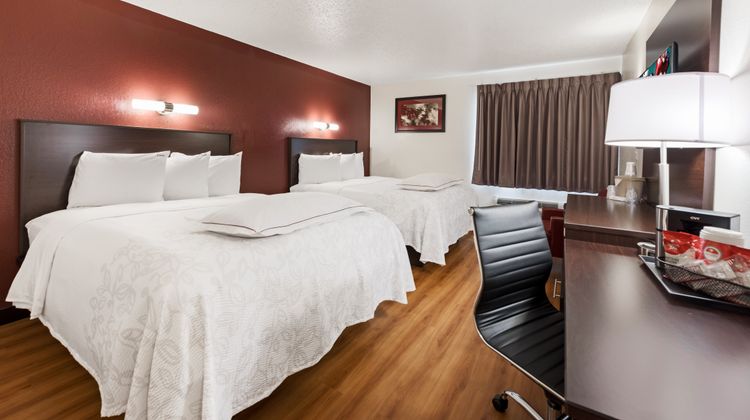 Red Roof PLUS+ Columbus - Worthington Room