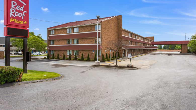 <b>Red Roof PLUS+ Columbus - Worthington Exterior</b>. Images powered by <a href="https://www.leonardoworldwide.com/" title="Leonardo Worldwide" target="_blank">Leonardo</a>.