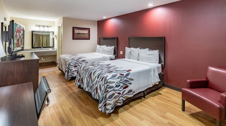Red Roof Inn Buffalo, TX Room