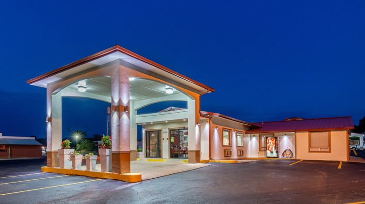 Red Roof Inn Buffalo, TX Exterior