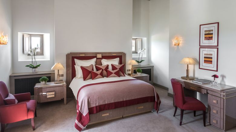 <b>Chateau Lafaurie-Peyraguey Room</b>. Images powered by <a href="https://www.leonardoworldwide.com/" title="Leonardo Worldwide" target="_blank">Leonardo</a>.