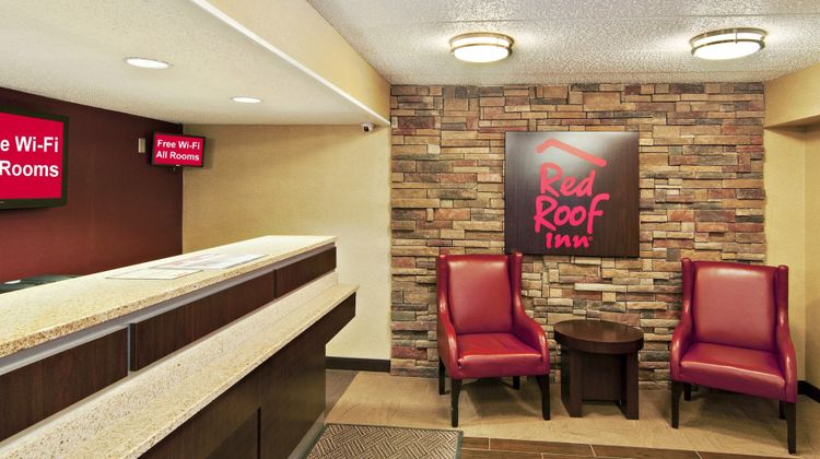 Red Roof Inn Detroit - Farmington Hills Lobby