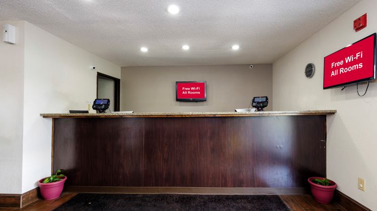 Red Roof Inn Culpeper Lobby