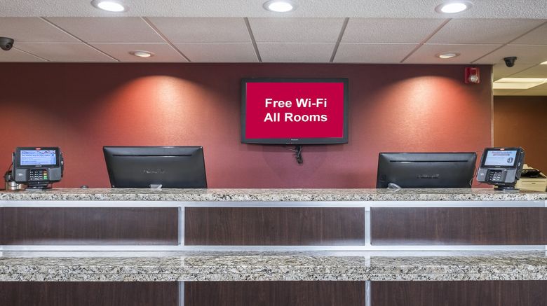 <b>Red Roof Inn Toledo - Maumee Lobby</b>. Images powered by <a href="https://www.leonardoworldwide.com/" title="Leonardo Worldwide" target="_blank">Leonardo</a>.