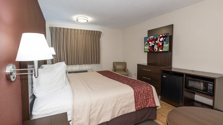 Red Roof Inn Toledo - Maumee Room