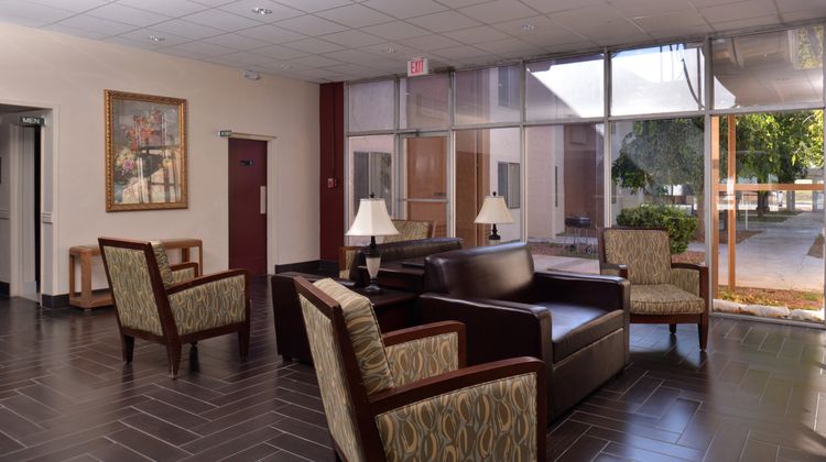 Red Roof Inn Van Horn Lobby