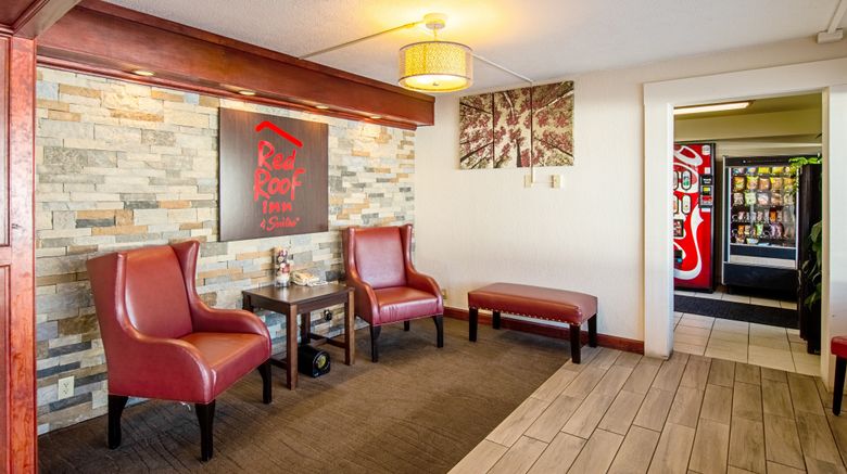 <b>Red Roof Inn Battle Creek Lobby</b>. Images powered by <a href="https://www.leonardoworldwide.com/" title="Leonardo Worldwide" target="_blank">Leonardo</a>.
