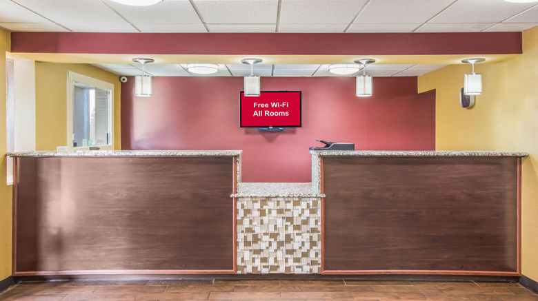 <b>Red Roof Inn Cincinnati Airport-Erlanger Lobby</b>. Images powered by <a href="https://www.leonardoworldwide.com/" title="Leonardo Worldwide" target="_blank">Leonardo</a>.