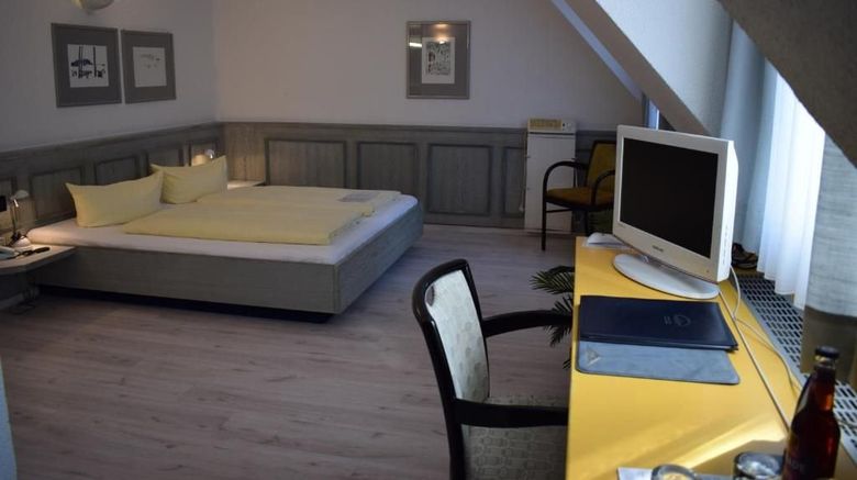 <b>Avenue Hotel Room</b>. Images powered by <a href="https://www.leonardoworldwide.com/" title="Leonardo Worldwide" target="_blank">Leonardo</a>.