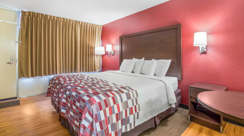 <b>Red Roof Inn Cincinnati Airport-Erlanger Room</b>. Images powered by <a href="https://www.leonardoworldwide.com/" title="Leonardo Worldwide" target="_blank">Leonardo</a>.