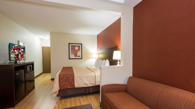 <b>Red Roof Inn & Suites Cincinnati N-Mason Room</b>. Images powered by <a href="https://www.leonardoworldwide.com/" title="Leonardo Worldwide" target="_blank">Leonardo</a>.