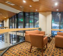 Red Roof Inn & Suites Cincinnati N-Mason Lobby