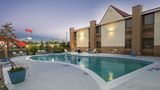 Red Roof Inn & Suites Cincinnati N-Mason Pool