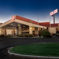 Red Roof Inn & Suites Cincinnati N-Mason