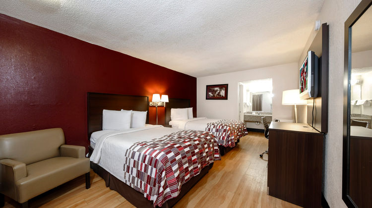 Red Roof Inn Atlanta- Suwanee/Mall of GA Room