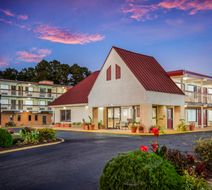 Red Roof Inn Williamsburg Exterior