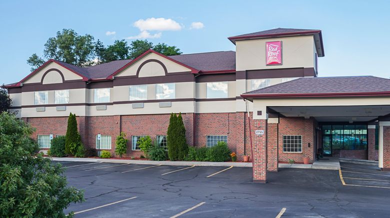 <b>Red Roof Inn & Suites Lake Orion/Auburn Exterior</b>. Images powered by <a href="https://www.leonardoworldwide.com/" title="Leonardo Worldwide" target="_blank">Leonardo</a>.