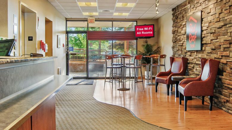 <b>Red Roof Inn Cleveland-Middleburg Height Lobby</b>. Images powered by <a href="https://www.leonardoworldwide.com/" title="Leonardo Worldwide" target="_blank">Leonardo</a>.