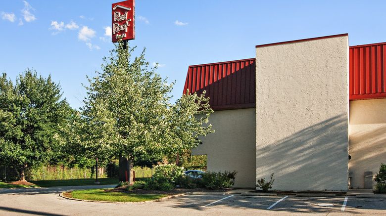 <b>Red Roof Inn Cleveland-Middleburg Height Exterior</b>. Images powered by <a href="https://www.leonardoworldwide.com/" title="Leonardo Worldwide" target="_blank">Leonardo</a>.