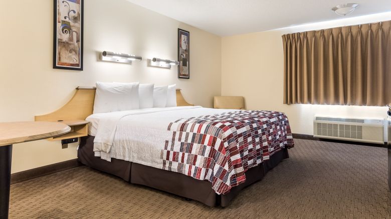 <b>Red Roof Inn Cleveland-Middleburg Height Room</b>. Images powered by <a href="https://www.leonardoworldwide.com/" title="Leonardo Worldwide" target="_blank">Leonardo</a>.