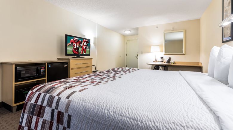 <b>Red Roof Inn Cleveland-Middleburg Height Room</b>. Images powered by <a href="https://www.leonardoworldwide.com/" title="Leonardo Worldwide" target="_blank">Leonardo</a>.