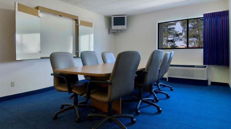 <b>Red Roof Inn Cleveland-Middleburg Height Meeting</b>. Images powered by <a href="https://www.leonardoworldwide.com/" title="Leonardo Worldwide" target="_blank">Leonardo</a>.