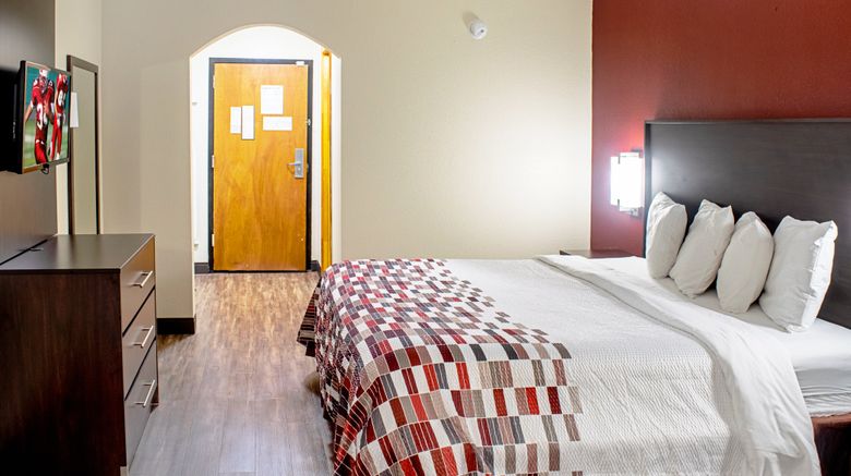 <b>Red Roof Inn Suites Middletown-Franklin Room</b>. Images powered by <a href="https://www.leonardoworldwide.com/" title="Leonardo Worldwide" target="_blank">Leonardo</a>.