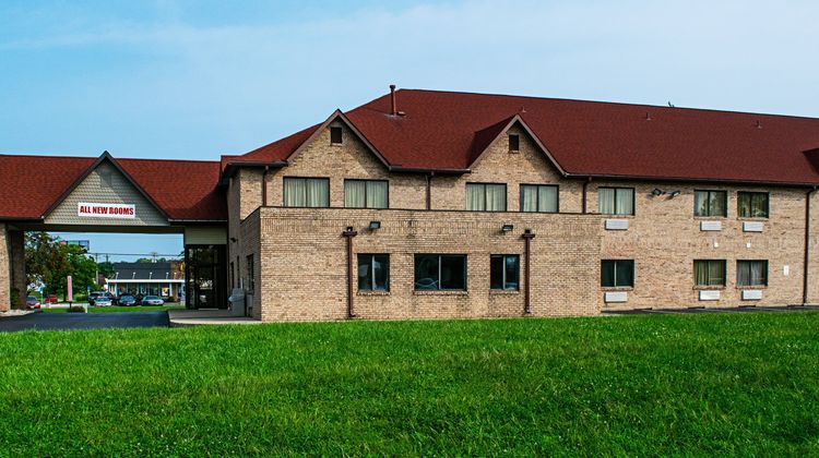 Red Roof Inn Suites Middletown-Franklin Exterior