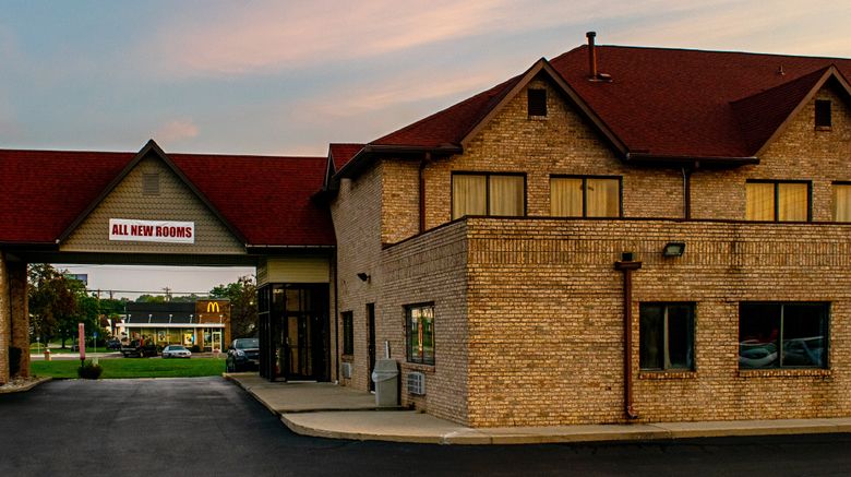 <b>Red Roof Inn Suites Middletown-Franklin Exterior</b>. Images powered by <a href="https://www.leonardoworldwide.com/" title="Leonardo Worldwide" target="_blank">Leonardo</a>.