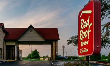 Red Roof Inn Suites Middletown-Franklin