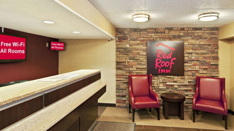 <b>Red Roof Inn Fairmont Lobby</b>. Images powered by <a href="https://www.leonardoworldwide.com/" title="Leonardo Worldwide" target="_blank">Leonardo</a>.