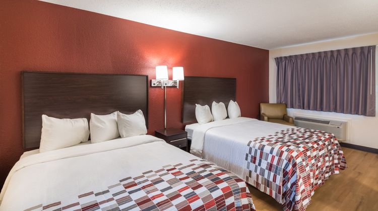 Red Roof Inn Temple Room