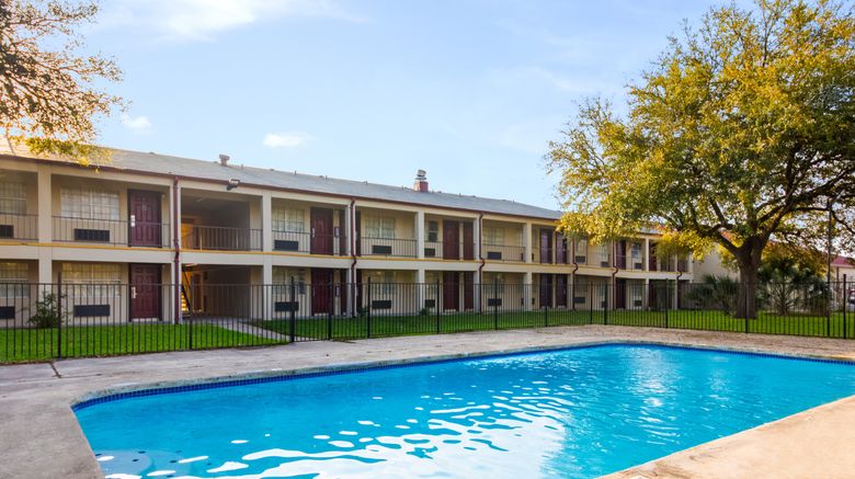 <b>Red Roof Inn Temple Pool</b>. Images powered by <a href="https://leonardo.com/" title="Leonardo Worldwide" target="_blank">Leonardo</a>.