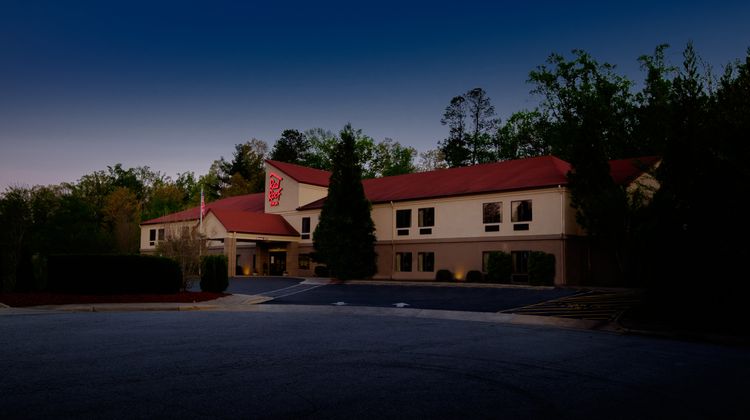 Red Roof Inn Hendersonville Exterior