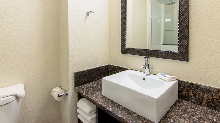 Red Roof Inn Locust Grove Room