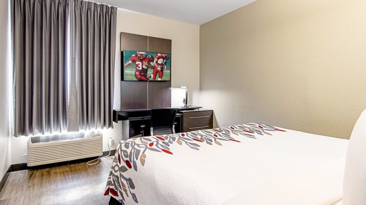 Red Roof Inn Locust Grove Room