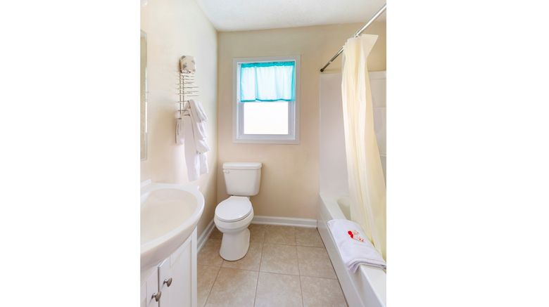 <b>OYO Hotel Cave City KY Room</b>. Images powered by <a href="https://www.leonardoworldwide.com/" title="Leonardo Worldwide" target="_blank">Leonardo</a>.