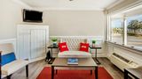 <b>OYO Hotel Ridgeland East Lobby</b>. Images powered by <a href="https://www.leonardoworldwide.com/" title="Leonardo Worldwide" target="_blank">Leonardo</a>.