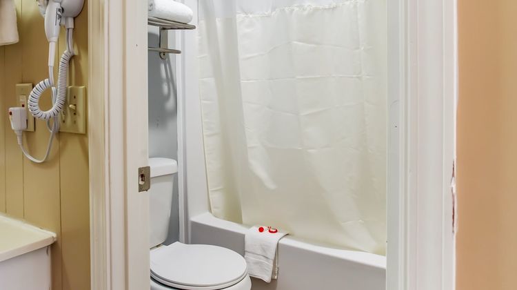 OYO Hotel Ridgeland East Room