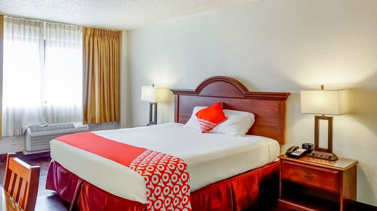 OYO Hotel Killeen East Central Room