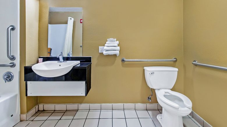<b>OYO Hotel Lake Charles Hwy 10 Room</b>. Images powered by <a href="https://www.leonardoworldwide.com/" title="Leonardo Worldwide" target="_blank">Leonardo</a>.
