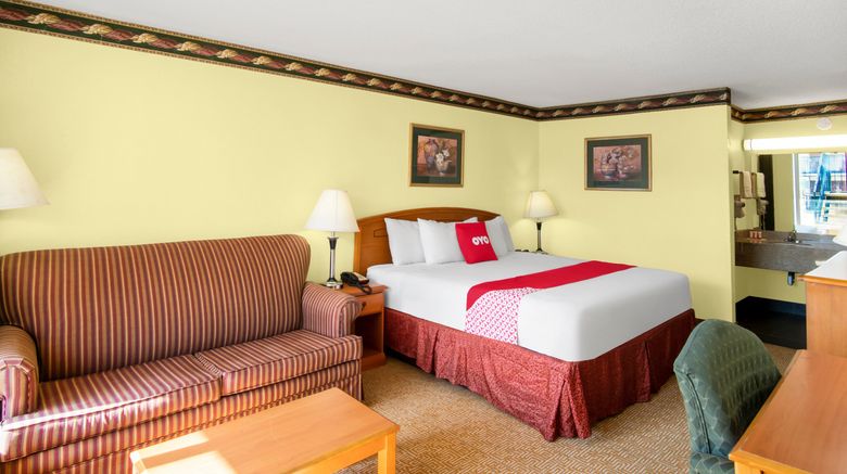 <b>OYO Hotel Oklahoma City South I-35 Room</b>. Images powered by <a href="https://www.leonardoworldwide.com/" title="Leonardo Worldwide" target="_blank">Leonardo</a>.