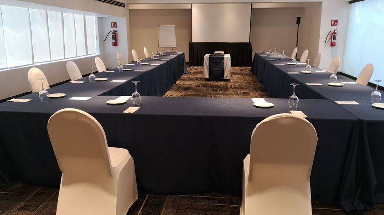 <b>Holiday Inn Mexico Dali Airport Meeting</b>. Images powered by <a href="https://www.leonardoworldwide.com/" title="Leonardo Worldwide" target="_blank">Leonardo</a>.