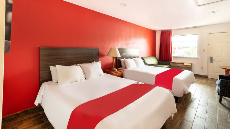 OYO Hotel San Antonio near AT&T Center Room