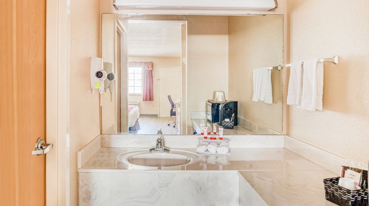 OYO Hotel Yoakum West Room