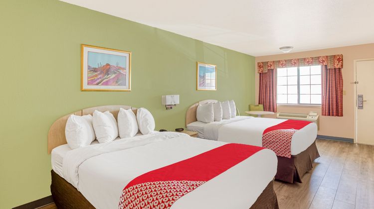 OYO Hotel Yoakum West Room