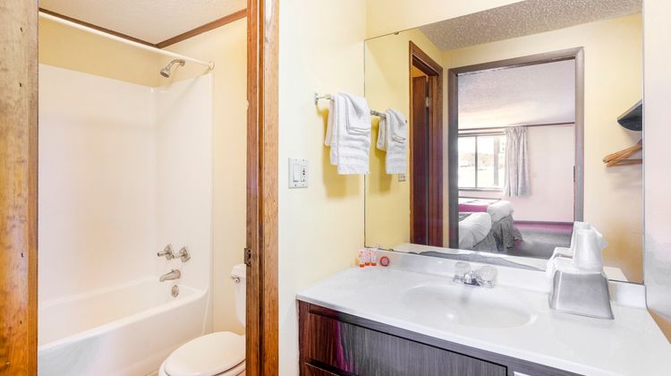 OYO Hotel Daleville AL Hwy 84 Room