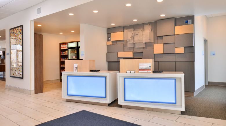 <b>Holiday Inn Express & Suites Southgate Lobby</b>. Images powered by <a href="https://www.leonardoworldwide.com/" title="Leonardo Worldwide" target="_blank">Leonardo</a>.